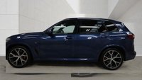 USED 2022 72 BMW X5 3.0 40d MHT M Sport SUV 5dr Diesel Hybrid Auto xDrive Euro 6 (s/s) (340 ps) GREAT SPECIFICATION + M SPORT PRO PACKAGE + TECHNOLOGY PACK + HARMAN KARDON SURROUND SOUND SYSTEM + ELECTRICALLY DEPLOYABLE TOWBAR + M SPORT BRAKES WITH RED BRAKE CALIPERS + FRONT & REAR AIR SUSPENSION + APPLE CARPLAY + PHYNOTIC BLUE EXTERIOR + BLACK VERNASCA LEATHER + 21" M SPORT ALLOYS + PRIVACY GLASS + WIFI PREPARATION - HOTSPOT + HEATED FRONT SEATS + ELECTRIC SPLIT TAILGATE + MANY MORE EXTRAS   12 MONTHS MOT + 6 MONTHS WARRANTY