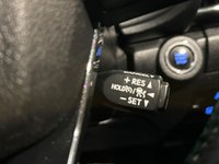 USED 2023 23 TOYOTA HI-LUX 2.8 D-4D Invincible X Pickup Double Cab 4dr Diesel Auto 4WD Euro 6 (s/s) (204 ps) 