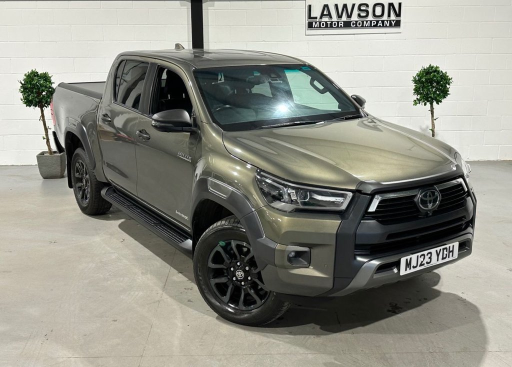 USED 2023 23 TOYOTA HI-LUX 2.8 D-4D Invincible X Pickup Double Cab 4dr Diesel Auto 4WD Euro 6 (s/s) (204 ps) 