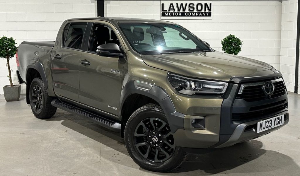 USED 2023 23 TOYOTA HI-LUX 2.8 D-4D Invincible X Pickup Double Cab 4dr Diesel Auto 4WD Euro 6 (s/s) (204 ps) 