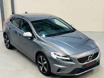 View our VOLVO V40