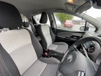 USED 2017 67 TOYOTA YARIS 1.5 VVT-i Icon Tech Hatchback 5dr Petrol Manual Euro 6 (111 ps) ONLY 2 FORMER KEEPER+NEW MOT