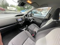 USED 2017 67 TOYOTA YARIS 1.5 VVT-i Icon Tech Hatchback 5dr Petrol Manual Euro 6 (111 ps) ONLY 2 FORMER KEEPER+NEW MOT
