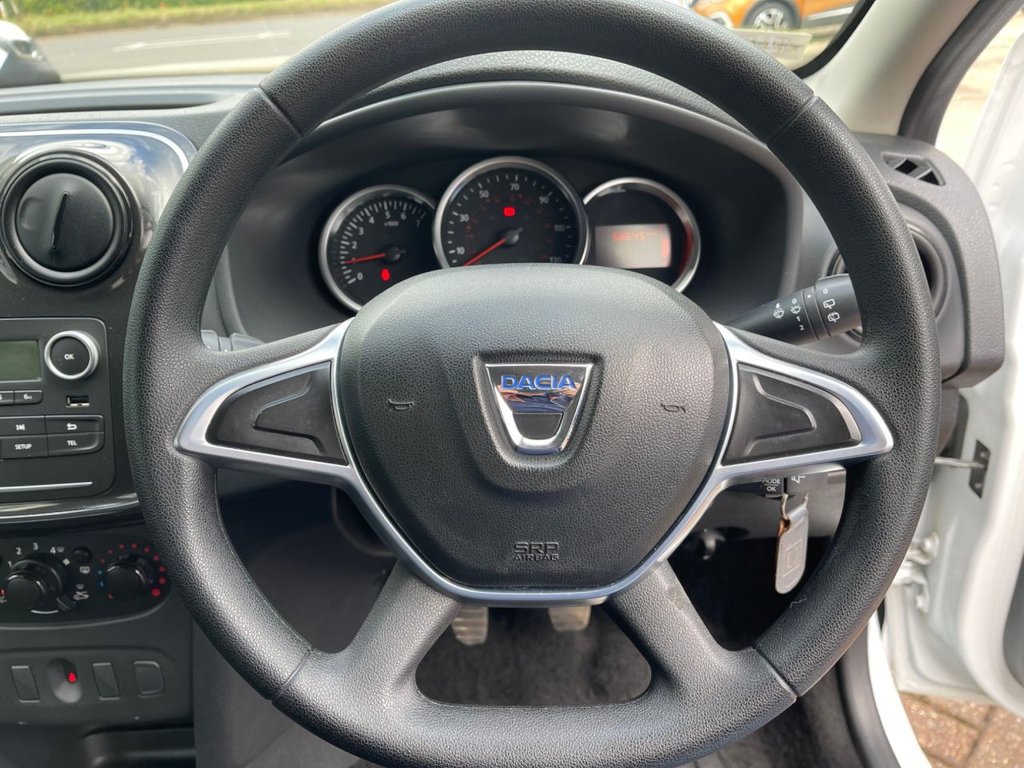 USED 2019 19 DACIA SANDERO 1.0 SCe Essential Hatchback 5dr Petrol Manual Euro 6 (75 ps) 