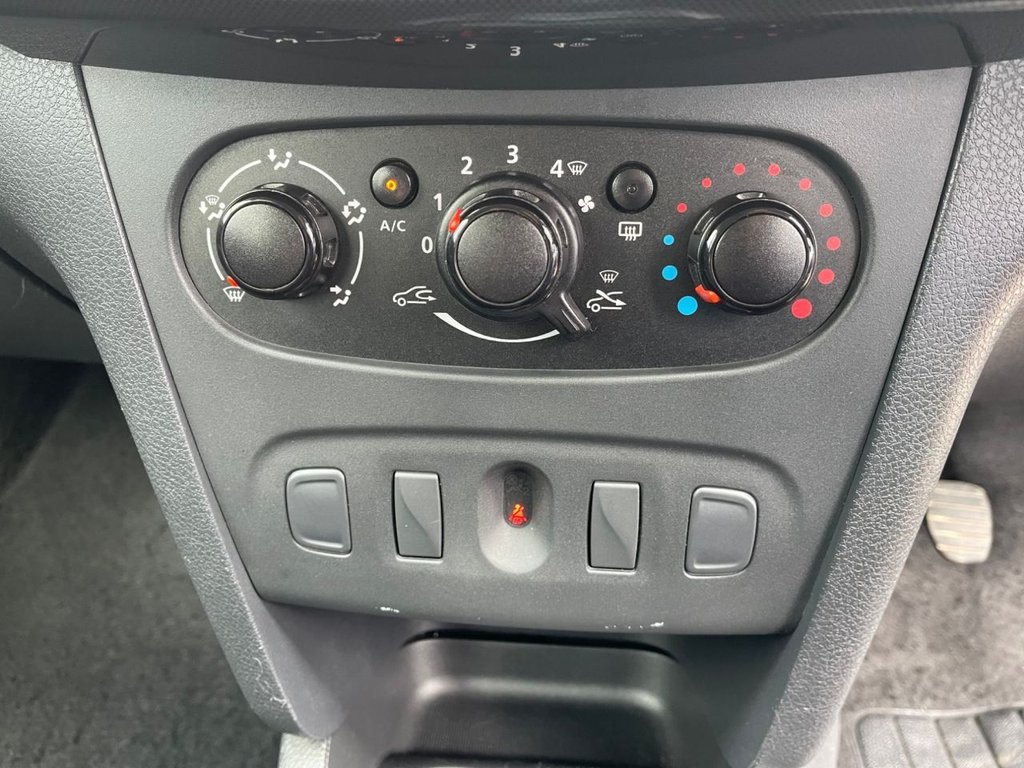 USED 2019 19 DACIA SANDERO 1.0 SCe Essential Hatchback 5dr Petrol Manual Euro 6 (75 ps) 