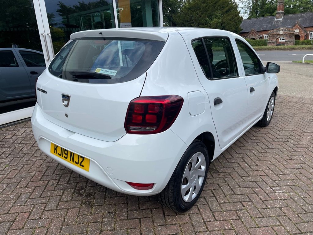 USED 2019 19 DACIA SANDERO 1.0 SCe Essential Hatchback 5dr Petrol Manual Euro 6 (75 ps) 