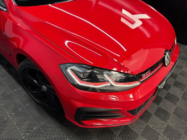 View our VOLKSWAGEN GOLF