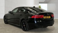 USED 2018 18 JAGUAR XE 2.0i R-Sport Saloon 4dr Petrol Auto Euro 6 (s/s) (250 ps)+2 KEYS+2 FORMER KEEPERS+FSH+PARK CONTROL WITH CAM+PANORAMIC SUNROOF+4 WHEEL DRIVE+POWER BOOT+PRIVACY+AIRCON+18