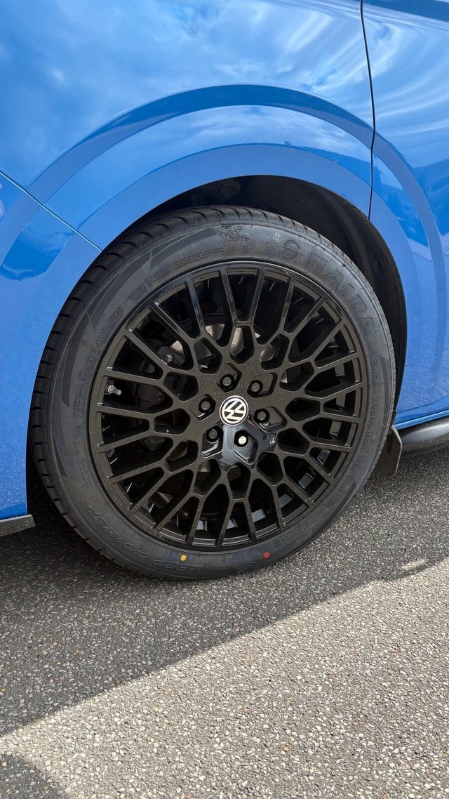 View our VOLKSWAGEN TRANSPORTER