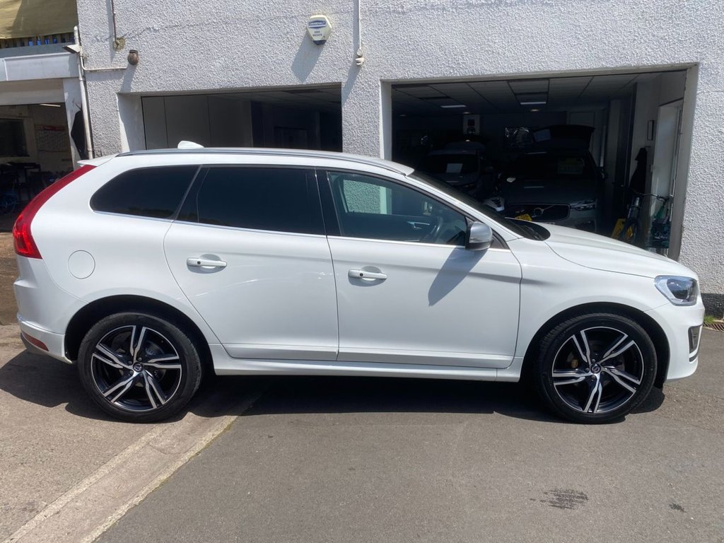USED 2017 67 VOLVO XC60 2.4 D5 R-Design Lux Nav SUV 5dr Diesel Auto AWD Euro 6 (s/s) (220 ps) AUTOMATIC R DESIGN XC60