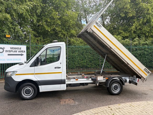 View our MERCEDES-BENZ SPRINTER
