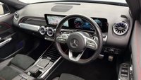 USED 2023 73 MERCEDES-BENZ GLB 1.3 GLB200 AMG Line Night Edition (Premium Plus) SUV 5dr Petrol 7G-DCT Euro 6 (s/s) (163 ps) 