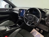 USED 2022 22 VOLVO XC40 1.5 T3 R-Design Pro SUV 5dr Petrol Auto Euro 6 (s/s) (163 ps) 