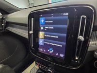 USED 2022 22 VOLVO XC40 1.5 T3 R-Design Pro SUV 5dr Petrol Auto Euro 6 (s/s) (163 ps) 