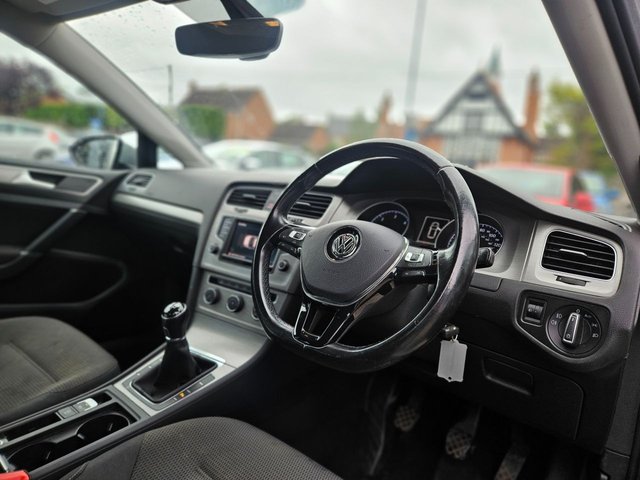 View our VOLKSWAGEN GOLF