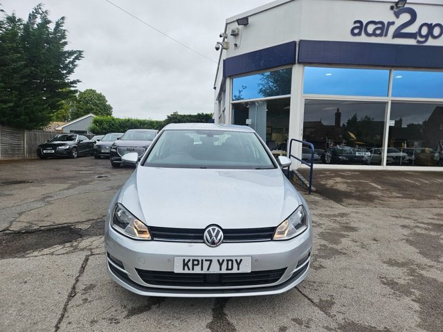 View our VOLKSWAGEN GOLF