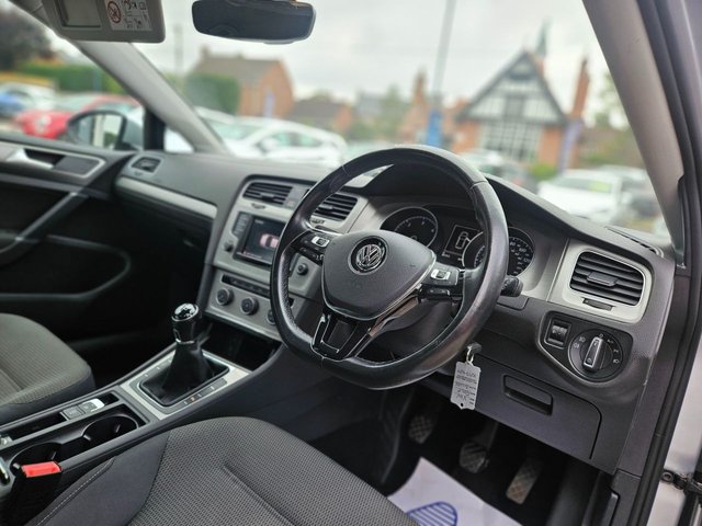 View our VOLKSWAGEN GOLF