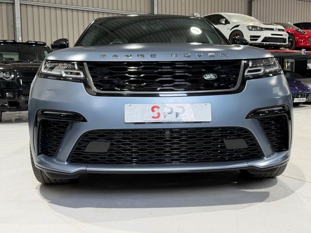 View our LAND ROVER RANGE ROVER VELAR