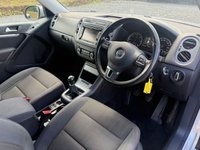 USED 2011 61 VOLKSWAGEN TIGUAN 2.0 TDI BlueMotion Tech SE SUV 5dr Diesel Manual 4WD Euro 5 (s/s) (140 ps) ***FULL SERVICE HISTORY INCLUDING TBELT KIT - 12 SERVICES***
