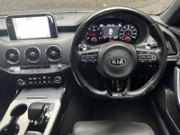 USED 2018 68 KIA STINGER 2.2 CRDi GT-Line Gran Turismo 5dr Diesel Auto Euro 6 (s/s) (197 bhp) HEATED SEATS, REAR CAMERA, SAT NAV