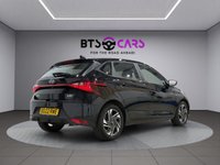 USED 2022 22 HYUNDAI I20 1.0 T-GDi MHEV SE Connect Hatchback 5dr Petrol Hybrid Manual Euro 6 (s/s) (100 ps) 1own/DigiDash/AppleCP/Sensors