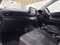 USED 2022 22 HYUNDAI I20 1.0 T-GDi MHEV SE Connect Hatchback 5dr Petrol Hybrid Manual Euro 6 (s/s) (100 ps) 1own/DigiDash/AppleCP/Sensors