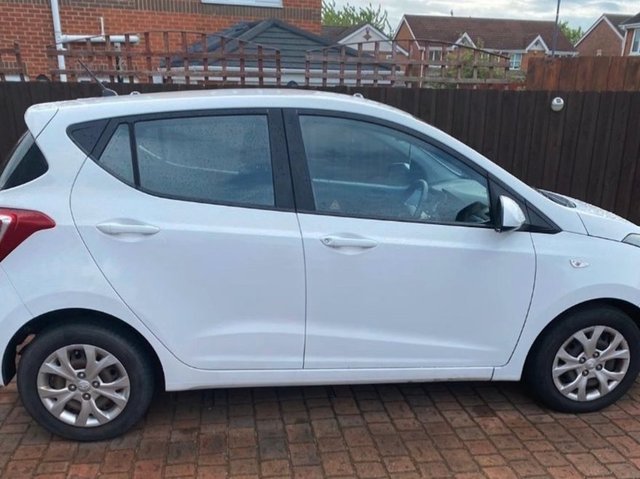 View our Hyundai I10 range