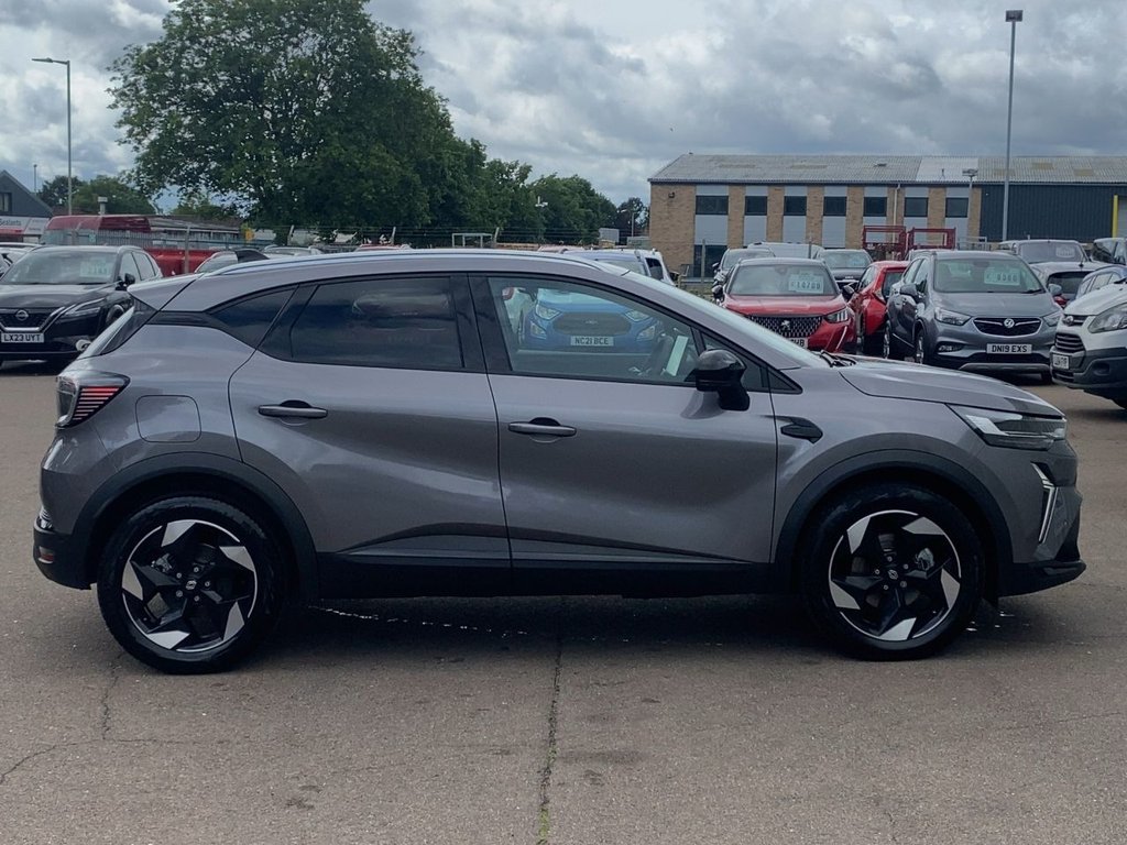 USED 2025 25 RENAULT CAPTUR 1.6 E-TECH techno SUV 5dr Petrol Hybrid Auto Euro 6 (s/s) (145 ps) CARPLAY+CAMERA+SATNAV+LEDS+FSH