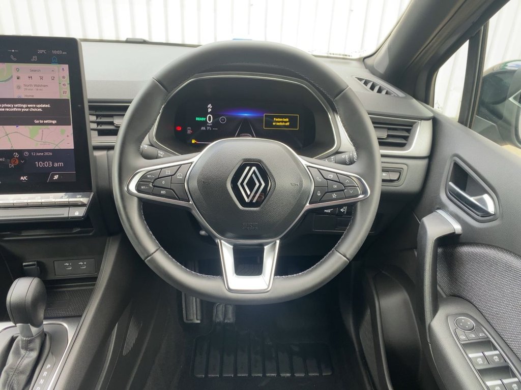 USED 2025 25 RENAULT CAPTUR 1.6 E-TECH techno SUV 5dr Petrol Hybrid Auto Euro 6 (s/s) (145 ps) CARPLAY+CAMERA+SATNAV+LEDS+FSH
