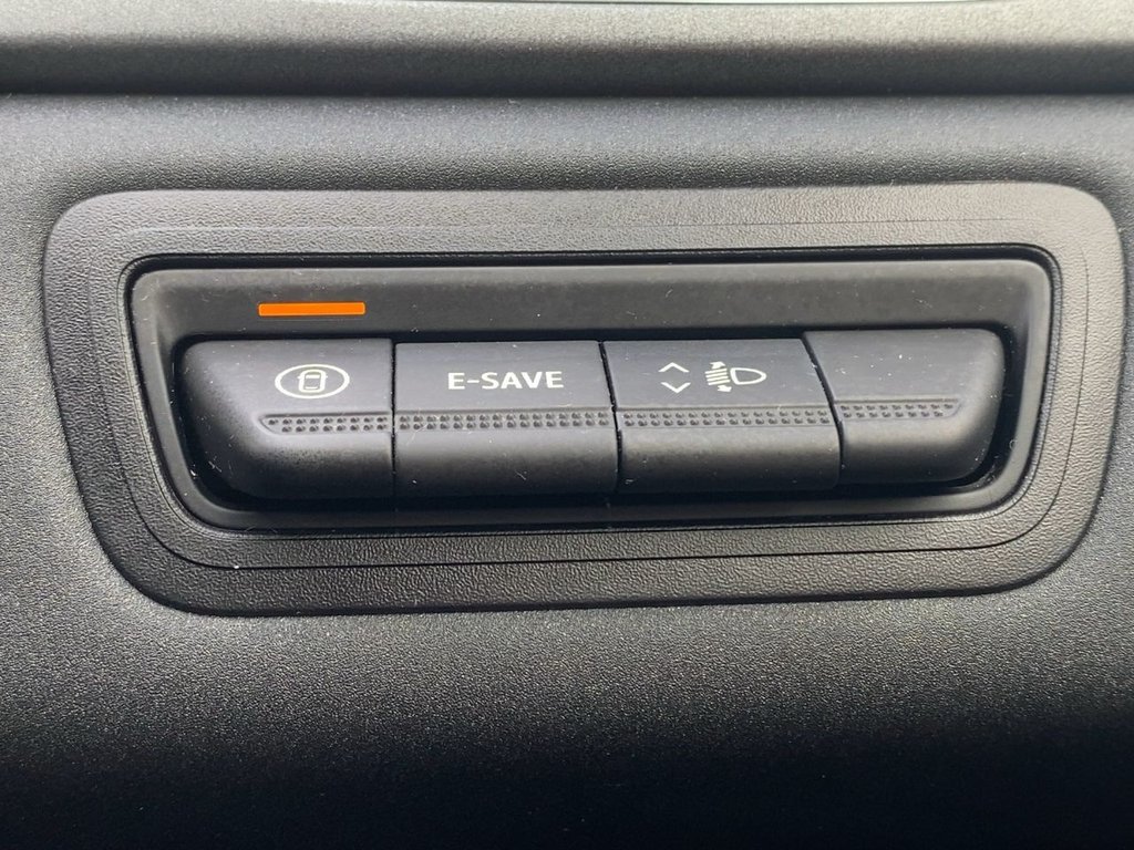 USED 2025 25 RENAULT CAPTUR 1.6 E-TECH techno SUV 5dr Petrol Hybrid Auto Euro 6 (s/s) (145 ps) CARPLAY+CAMERA+SATNAV+LEDS+FSH