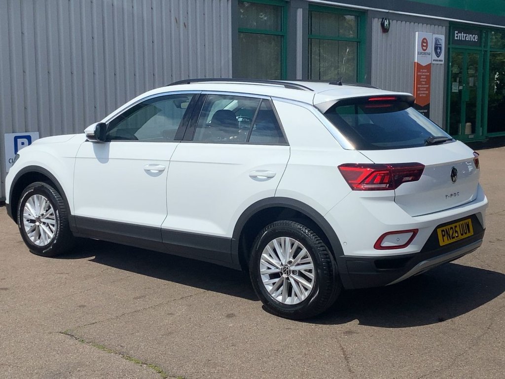 USED 2025 25 VOLKSWAGEN T-ROC 1.5 TSI Life SUV 5dr Petrol DSG Euro 6 (s/s) (150 ps) *CARPLAY+F/R SENSORS+LEDS+FSH*