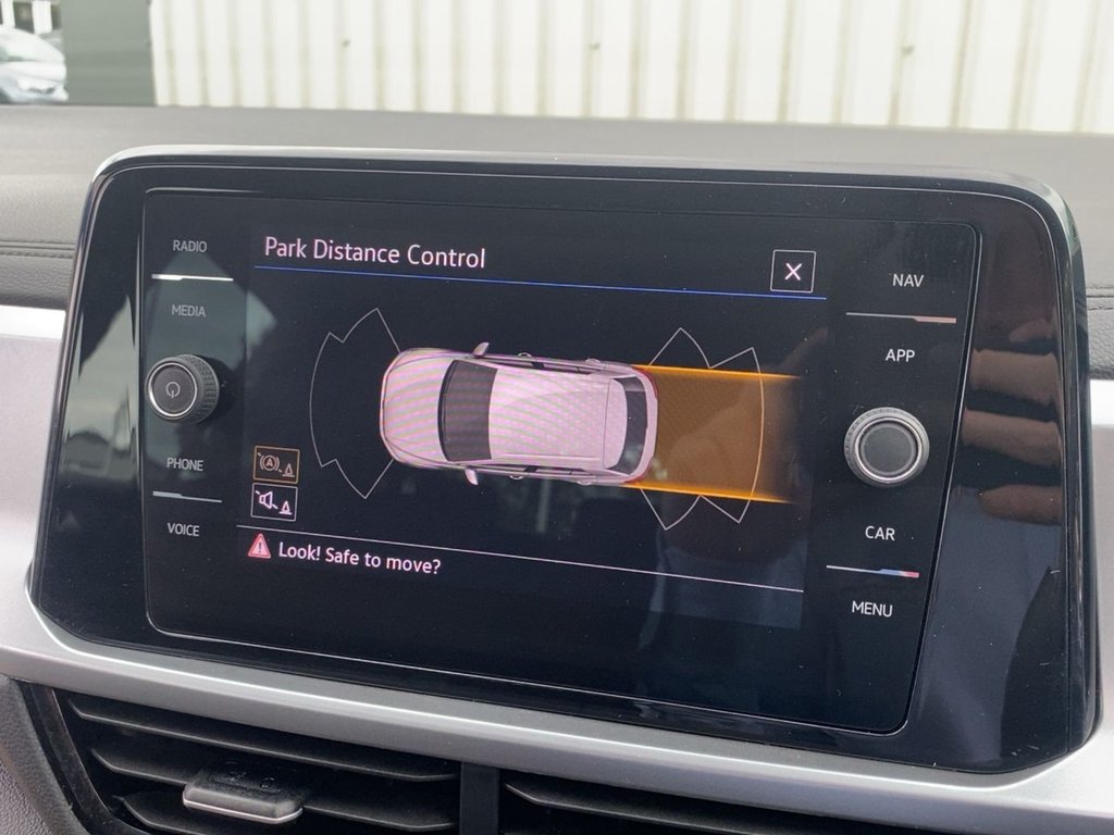 USED 2025 25 VOLKSWAGEN T-ROC 1.5 TSI Life SUV 5dr Petrol DSG Euro 6 (s/s) (150 ps) *CARPLAY+F/R SENSORS+LEDS+FSH*