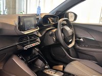USED 2023 23 PEUGEOT E-2008 50kWh Allure Premium + SUV 5dr Electric Auto (7kW Charger) (136 ps)+2 KEYS+1 OWNER FROM NEW+ALLOYS+HISTORY+PARK CONTROL WITH CAM+MEDIA+BLUETOOTH+NAV+PRIVACY+HALF LEATHER SEATS+CRUISE+ 2 KEYS+1 OWNER FROM NEW+ALLOYS+HISTORY+PARK CONTROL WITH CAM+MEDIA+BLUETOOTH+NAV+PRIVACY+HALF LEATHER SEATS+CRUISE+HPI CLEAR