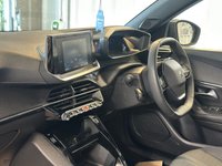 USED 2023 23 PEUGEOT E-2008 50kWh Allure Premium + SUV 5dr Electric Auto (7kW Charger) (136 ps)+2 KEYS+1 OWNER FROM NEW+ALLOYS+HISTORY+PARK CONTROL WITH CAM+MEDIA+BLUETOOTH+NAV+PRIVACY+HALF LEATHER SEATS+CRUISE+ 2 KEYS+1 OWNER FROM NEW+ALLOYS+HISTORY+PARK CONTROL WITH CAM+MEDIA+BLUETOOTH+NAV+PRIVACY+HALF LEATHER SEATS+CRUISE+HPI CLEAR
