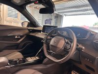 USED 2023 23 PEUGEOT E-2008 50kWh Allure Premium + SUV 5dr Electric Auto (7kW Charger) (136 ps)+2 KEYS+1 OWNER FROM NEW+ALLOYS+HISTORY+PARK CONTROL WITH CAM+MEDIA+BLUETOOTH+NAV+PRIVACY+HALF LEATHER SEATS+CRUISE+ 2 KEYS+1 OWNER FROM NEW+ALLOYS+HISTORY+PARK CONTROL WITH CAM+MEDIA+BLUETOOTH+NAV+PRIVACY+HALF LEATHER SEATS+CRUISE+HPI CLEAR