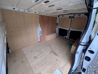 USED 2023 23 RENAULT TRAFIC 2.0 dCi Blue LL30 Advance Panel Van 5dr Diesel Manual L2 H1 Euro 6 130PS 