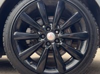 USED 2015 15 JAGUAR XF 2.2d Portfolio Saloon 4dr Diesel Auto Euro 5 (s/s) (200 ps) 