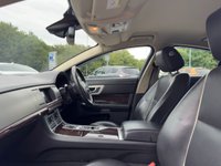 USED 2015 15 JAGUAR XF 2.2d Portfolio Saloon 4dr Diesel Auto Euro 5 (s/s) (200 ps) 
