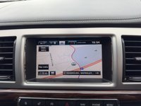 USED 2015 15 JAGUAR XF 2.2d Portfolio Saloon 4dr Diesel Auto Euro 5 (s/s) (200 ps) 