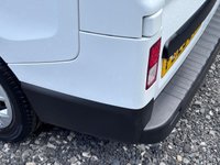 USED 2023 23 RENAULT TRAFIC 2.0 dCi Blue LL30 Advance Panel Van 5dr Diesel Manual L2 H1 Euro 6 130PS 