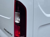 USED 2023 23 RENAULT TRAFIC 2.0 dCi Blue LL30 Advance Panel Van 5dr Diesel Manual L2 H1 Euro 6 130PS 