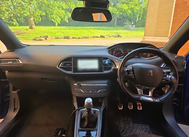 View our PEUGEOT 308 SW
