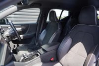 USED 2019 19 VOLVO XC40 2.0 D4 R-Design Auto AWD Euro 6 (s/s) 5dr Excellent Service History