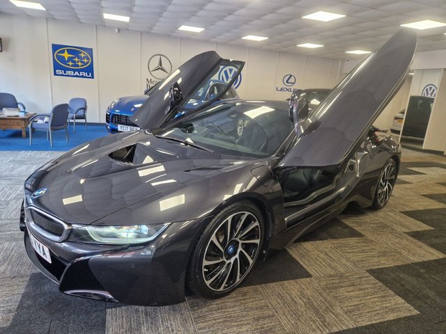 View our BMW I8