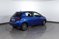 USED 2017 17 TOYOTA YARIS 1.33 Dual VVT-i Icon Hatchback 5dr Petrol Manual Euro 6 (99 ps) 2 LADY OWNERS - 10 STAMP DEALER SERVICE HISTORY - 2 KEYS