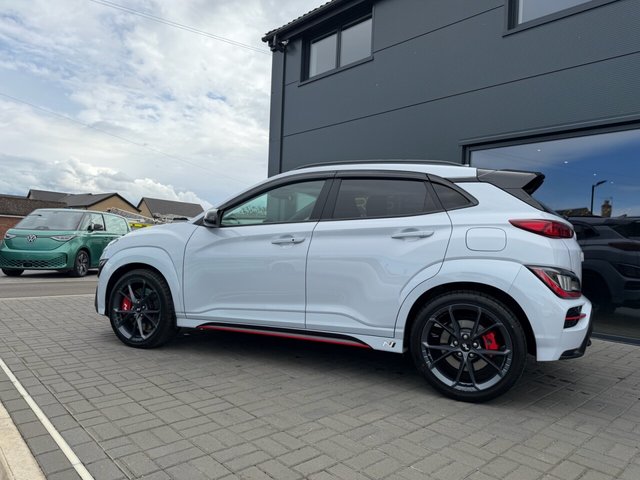 View our HYUNDAI KONA