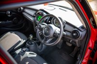 USED 2019 69 MINI HATCH 1.5 Cooper Classic Hatchback 5dr Petrol Steptronic Euro 6 (s/s) (136 ps) S.H, ULEZ, Chili Red
