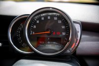 USED 2019 69 MINI HATCH 1.5 Cooper Classic Hatchback 5dr Petrol Steptronic Euro 6 (s/s) (136 ps) S.H, ULEZ, Chili Red