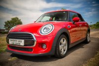 USED 2019 69 MINI HATCH 1.5 Cooper Classic Hatchback 5dr Petrol Steptronic Euro 6 (s/s) (136 ps) S.H, ULEZ, Chili Red