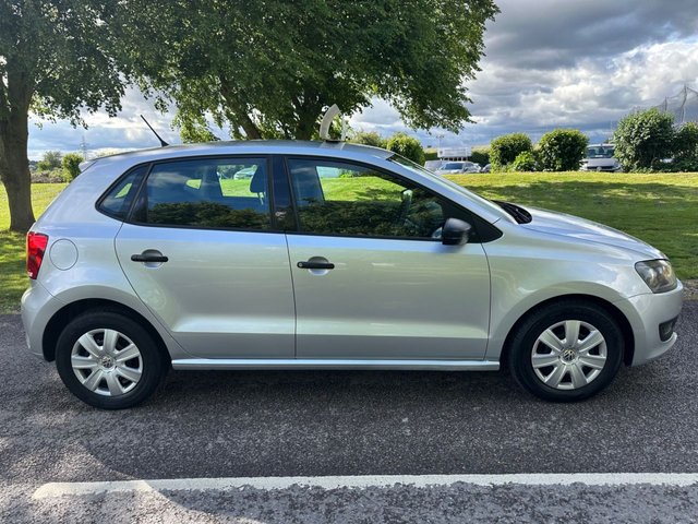 View our VOLKSWAGEN POLO